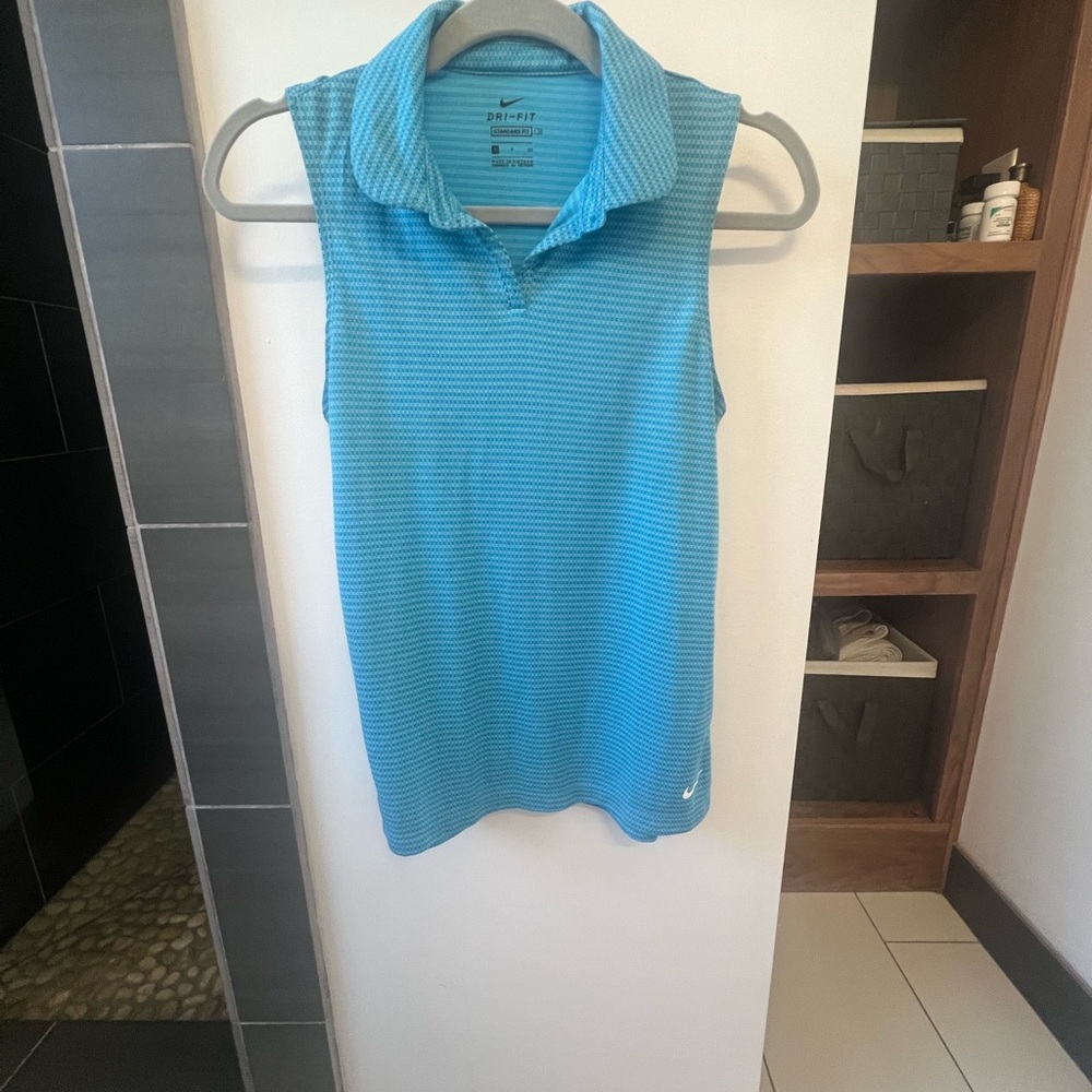 Nike Golf Women's Blue Sleeveless Top